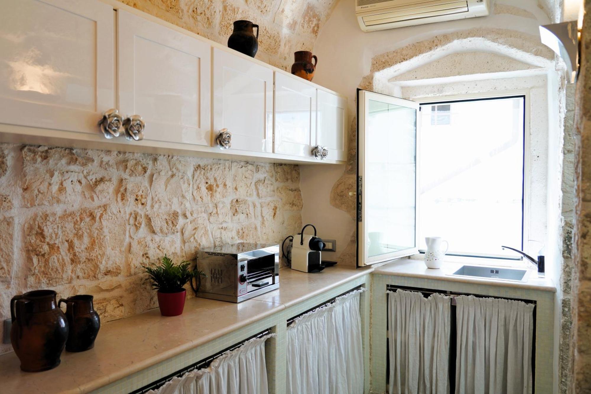 Dimora Lo Scrigno - Una Perla Nel Cuore Di Ostuni Esterno foto