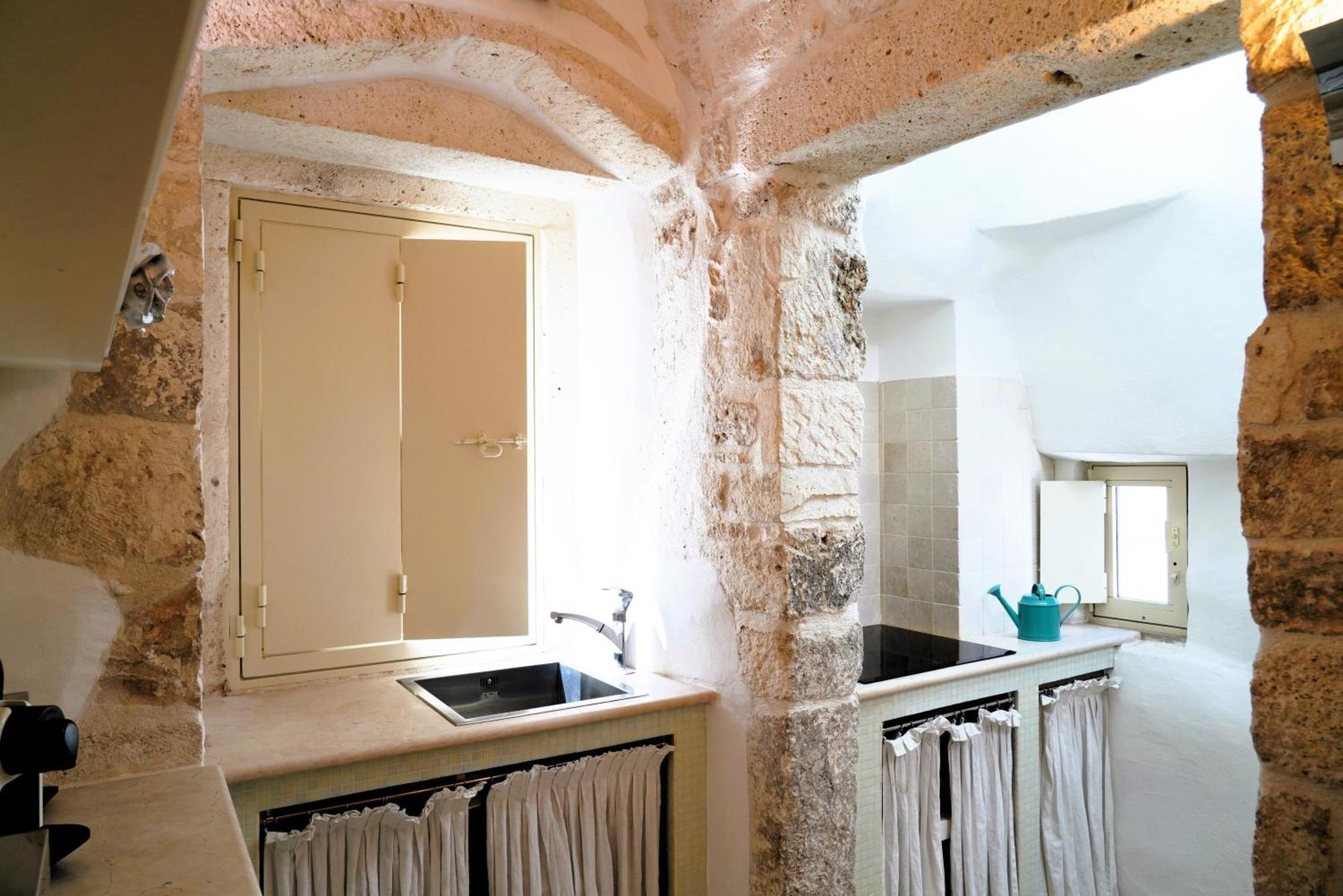 Dimora Lo Scrigno - Una Perla Nel Cuore Di Ostuni Esterno foto