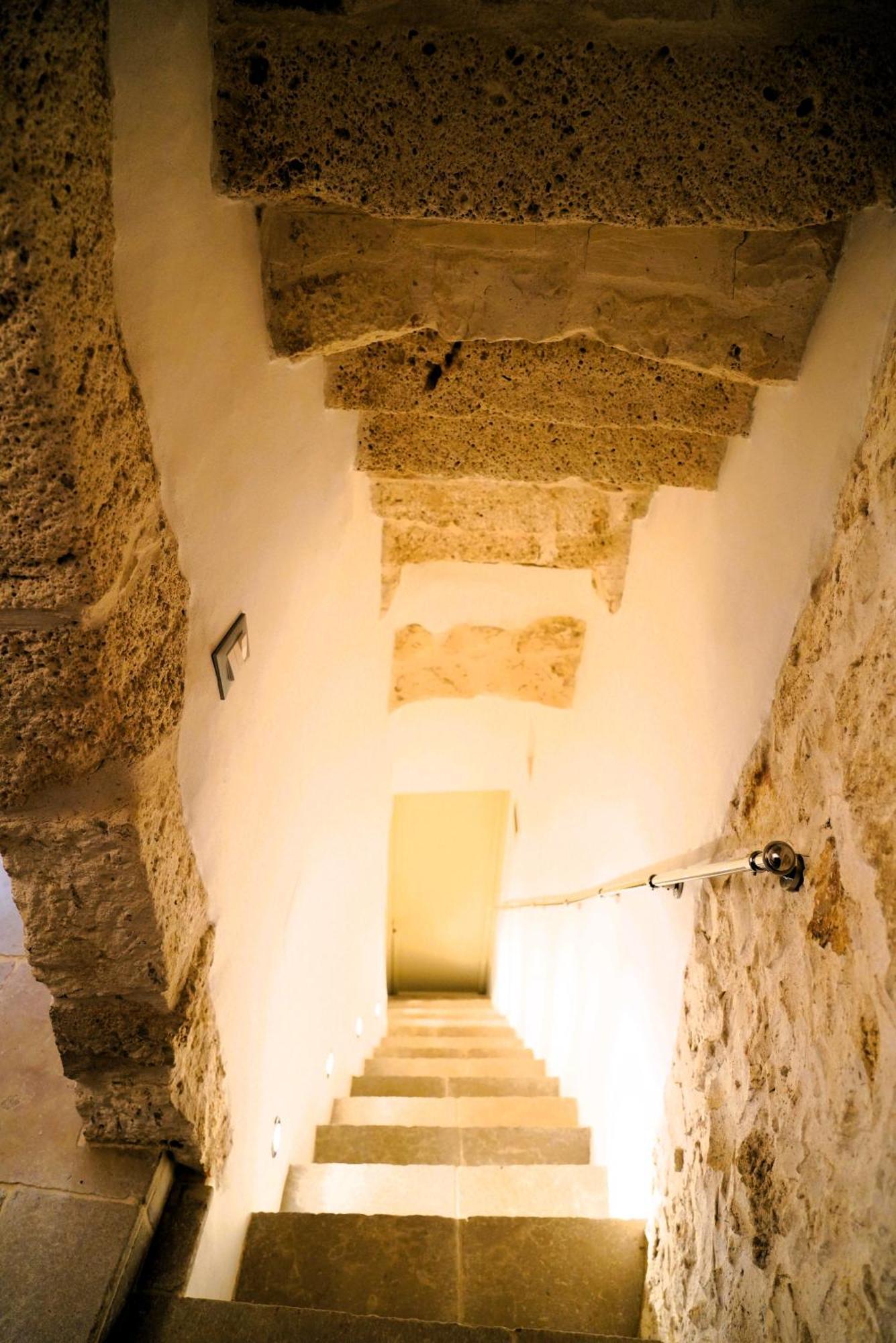 Dimora Lo Scrigno - Una Perla Nel Cuore Di Ostuni Esterno foto